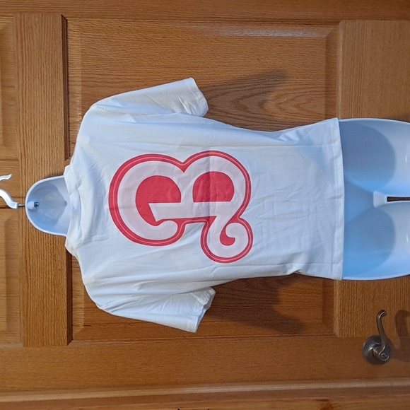 White Barbie Tee shirt Plus Free Large Pink Barbie Tumbler with purchase! - Picture 4 of 6